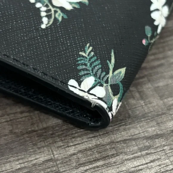 Kate Spade ♠️ Floral Slim Wallet with Storybook lining - Picture 6 of 8